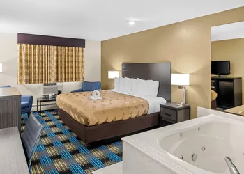 Rodeway Inn Grandville - Grand Rapids hotel thumbnail 8