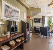 Quality Hotel & Suites hotel detail image 4