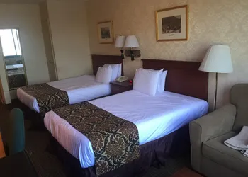 Airway Inn at LaGuardia hotel thumbnail 5
