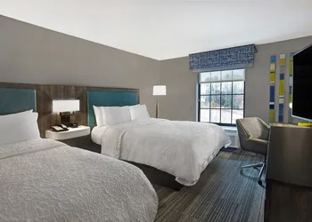 Hampton Inn Westfield hotel thumbnail 6