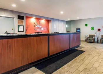 Quality Inn West Springfield hotel thumbnail 4