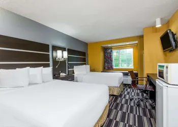 Microtel Inn & Suites by Wyndham Dayton/Riverside OH hotel thumbnail 6