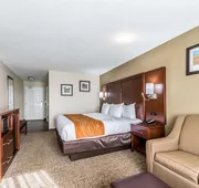 Comfort Inn & Suites Dayton North hotel detail image 7