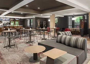 Courtyard by Marriott Dayton North hotel thumbnail 3