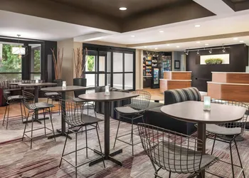 Courtyard by Marriott Dayton North hotel thumbnail 4
