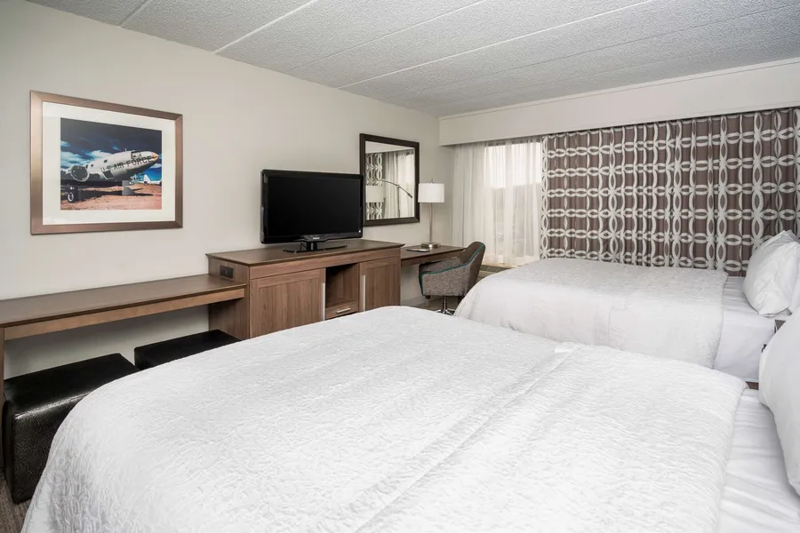 Hampton Inn Dover hotel detail image 6