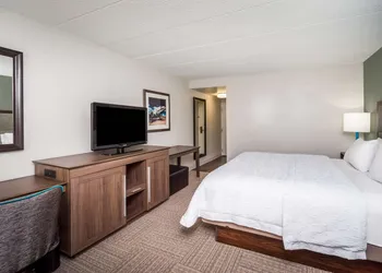 Hampton Inn Dover hotel thumbnail 7