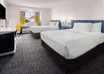 Microtel Inn & Suites by Wyndham Dover hotel thumbnail 7