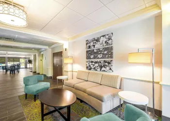 Sleep Inn & Suites Dover University Area hotel thumbnail 2