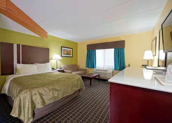 Quality Inn & Suites Harrington - Milford hotel thumbnail 4