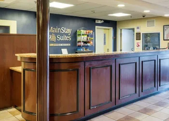 MainStay Suites Dover hotel thumbnail 2