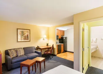 MainStay Suites Dover hotel thumbnail 6