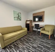 Jacksonville Inn & Suites hotel detail image 7
