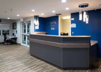Microtel Inn & Suites by Wyndham Springfield hotel thumbnail 2