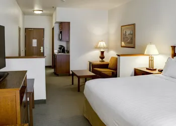 Holiday Inn Express Hotel & Suites Jacksonville by IHG hotel thumbnail 4
