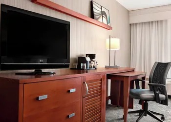 Courtyard by Marriott Springfield hotel thumbnail 8