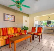 Econo Lodge Crystal River hotel detail image 4