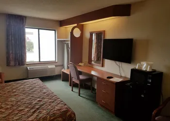 Syracuse Inn & Suites hotel thumbnail 7