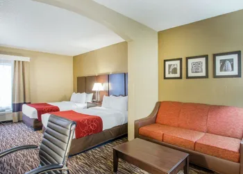 Comfort Suites Lebanon hotel thumbnail 7