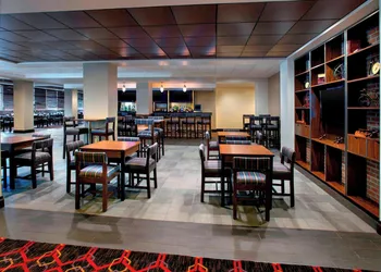 Four Points by Sheraton Charleston hotel thumbnail 4