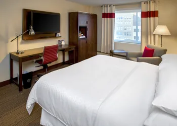 Four Points by Sheraton Charleston hotel thumbnail 7