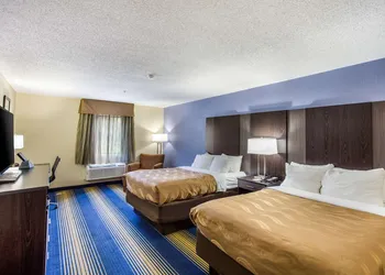 Quality Inn Charleston South hotel thumbnail 7
