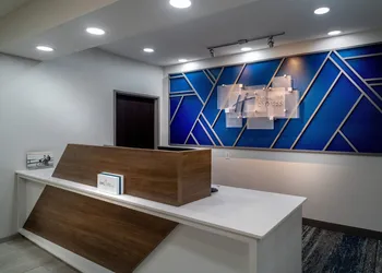 Holiday Inn Express Charleston-Kanawha City by IHG hotel thumbnail 2