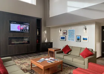 Best Western Plus Osoyoos Hotel & Suites hotel thumbnail 6