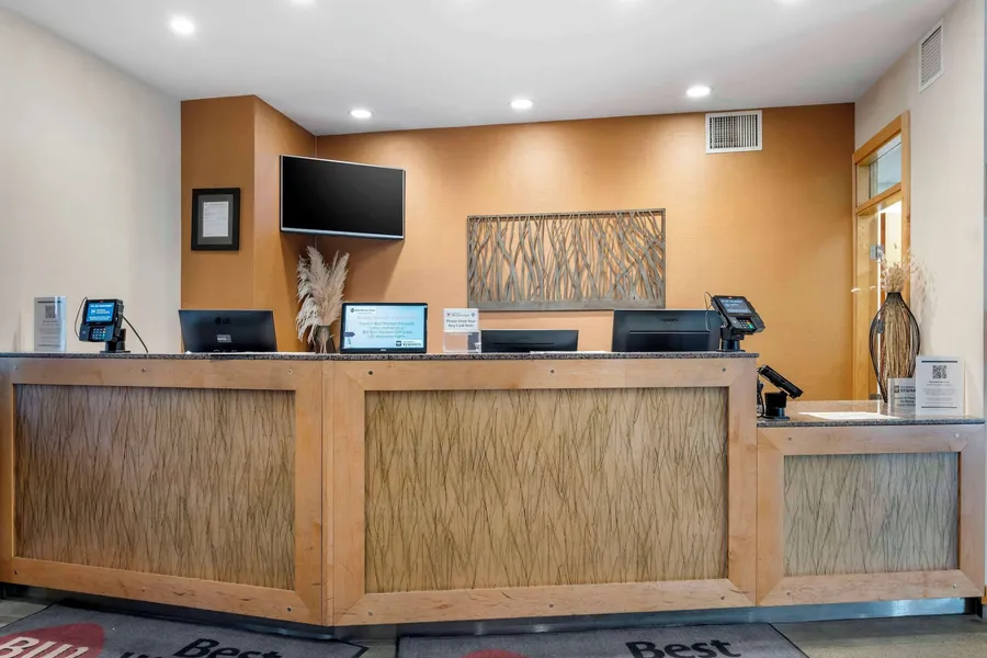 Best Western Plus Kelowna Hotel & Suites hotel detail image 2