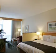 Best Western Plus Kelowna Hotel & Suites hotel detail image 3
