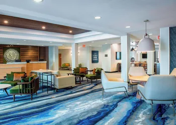 Fairfield Inn and Suites by Marriott Kelowna hotel thumbnail 3