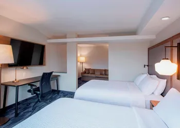 Fairfield Inn and Suites by Marriott Kelowna hotel thumbnail 4
