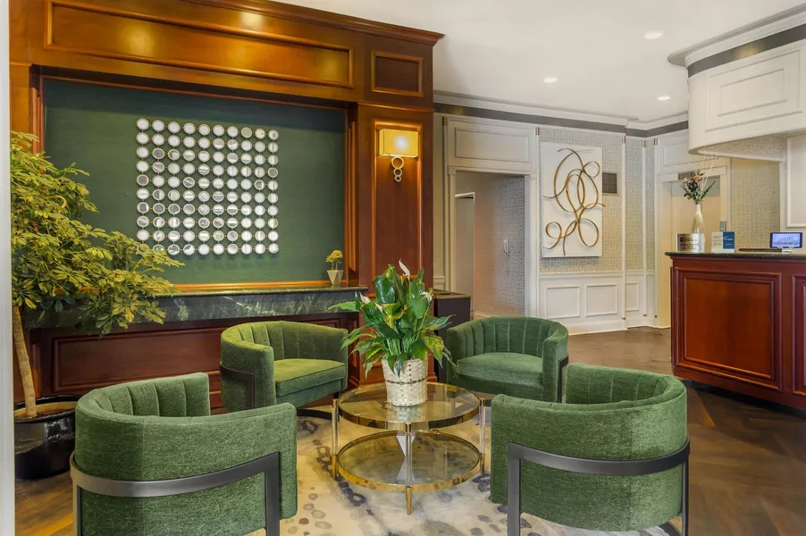 Best Western Queens Gold Coast hotel detail image 2
