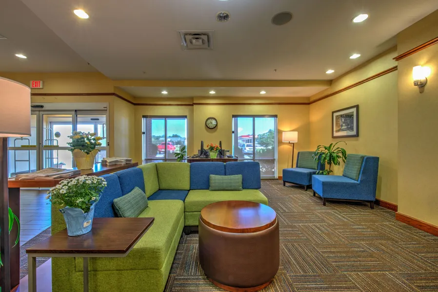 Comfort Suites Urbana Champaign, University Area hotel detail image 6
