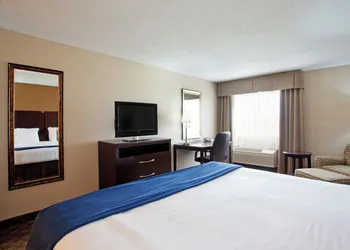 Holiday Inn Express Tuscola by IHG hotel thumbnail 6
