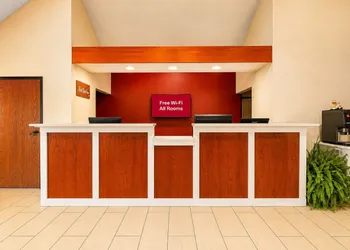 Red Roof Inn Branson hotel thumbnail 3
