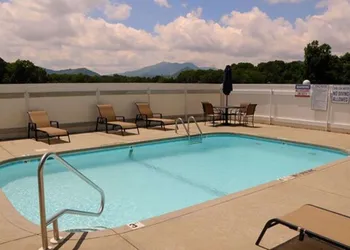 Days Inn by Wyndham Waynesville NC hotel thumbnail 7