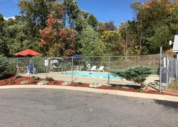Days Inn by Wyndham Waynesville NC hotel thumbnail 8