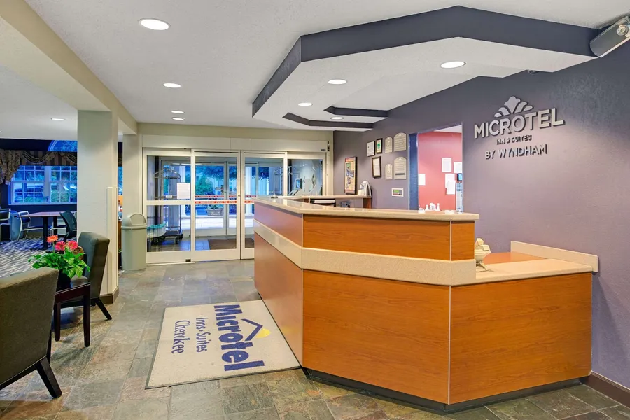 Microtel Inn & Suites by Wyndham Cherokee hotel detail image 2