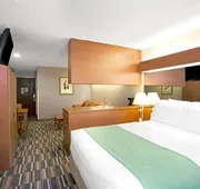 Microtel Inn & Suites by Wyndham Cherokee hotel detail image 5