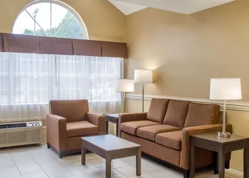 Quality Inn & Suites Maggie Valley - Cherokee Area hotel thumbnail 4