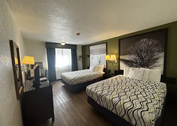Simple Rewards Inn hotel thumbnail 4