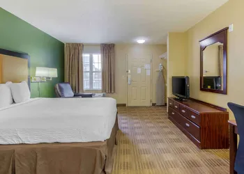 Extended Stay America Select Suites Fayetteville Owen Dr hotel thumbnail 5