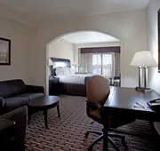 Holiday Inn Express & Suites Hope Mills-Fayetteville Arpt by IHG hotel detail image 4