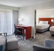 Courtyard by Marriott Fayetteville hotel detail image 3
