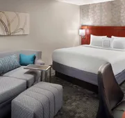 Courtyard by Marriott Fayetteville hotel detail image 4