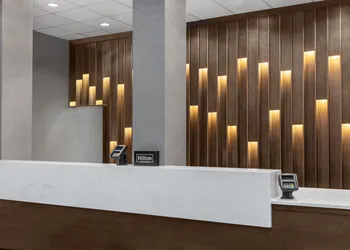 DoubleTree by Hilton Springfield hotel thumbnail 6