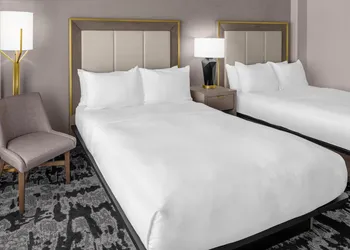 DoubleTree by Hilton Springfield hotel thumbnail 8