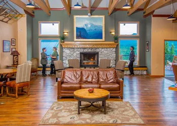 Denali Bluffs Hotel hotel thumbnail 3