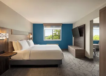 Holiday Inn Express Morgantown by IHG hotel thumbnail 2